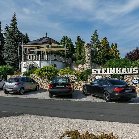 Steinhaus Bed & Breakfast Kestel Dış mekan fotoğraf
