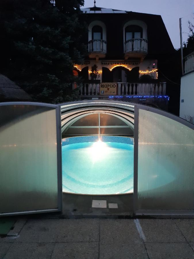 Steinhaus Bed & Breakfast Kestel Dış mekan fotoğraf