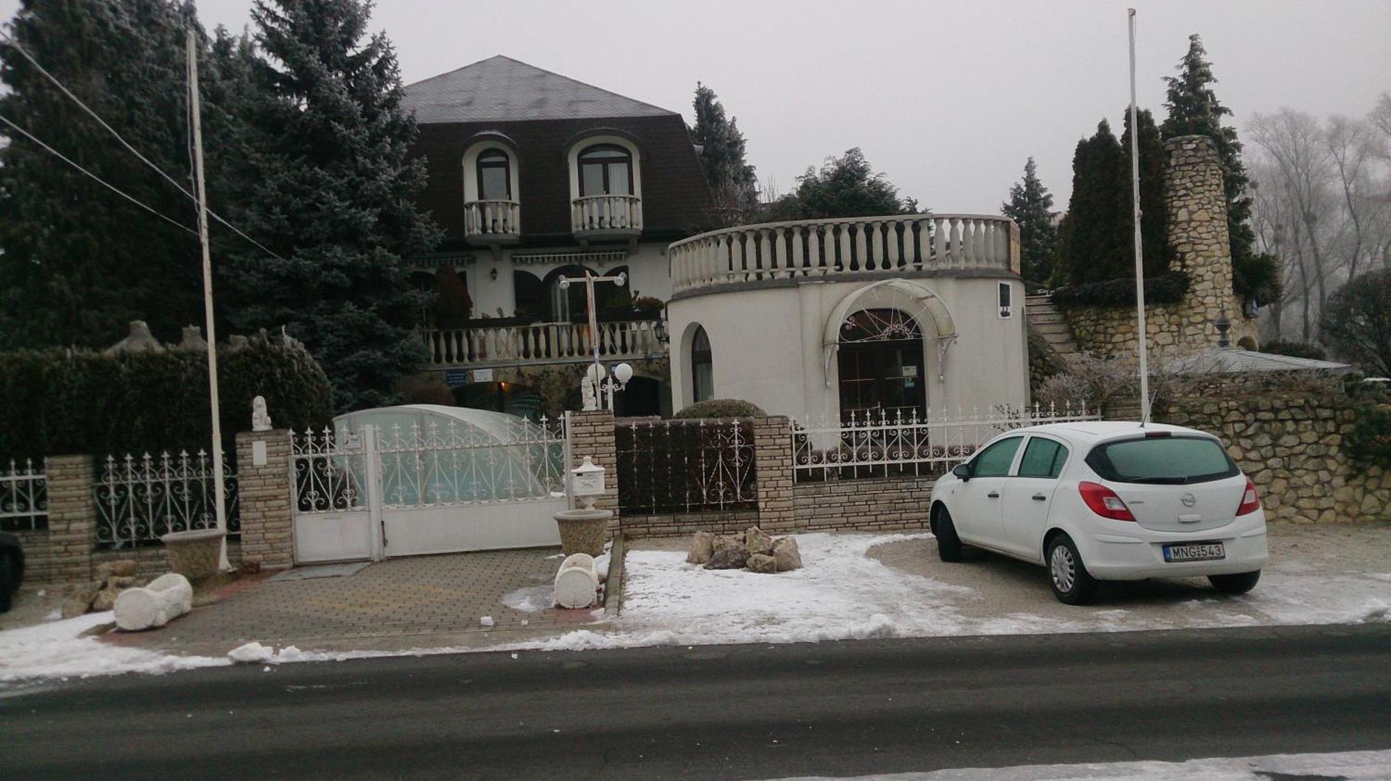 Steinhaus Bed & Breakfast Kestel Dış mekan fotoğraf