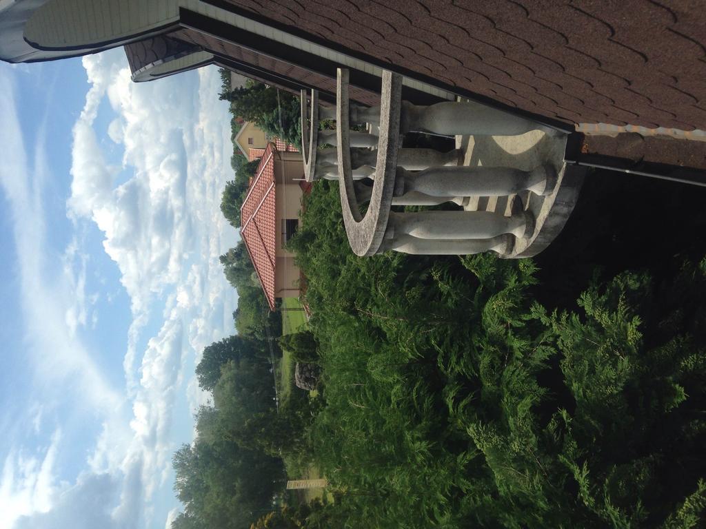 Steinhaus Bed & Breakfast Kestel Dış mekan fotoğraf