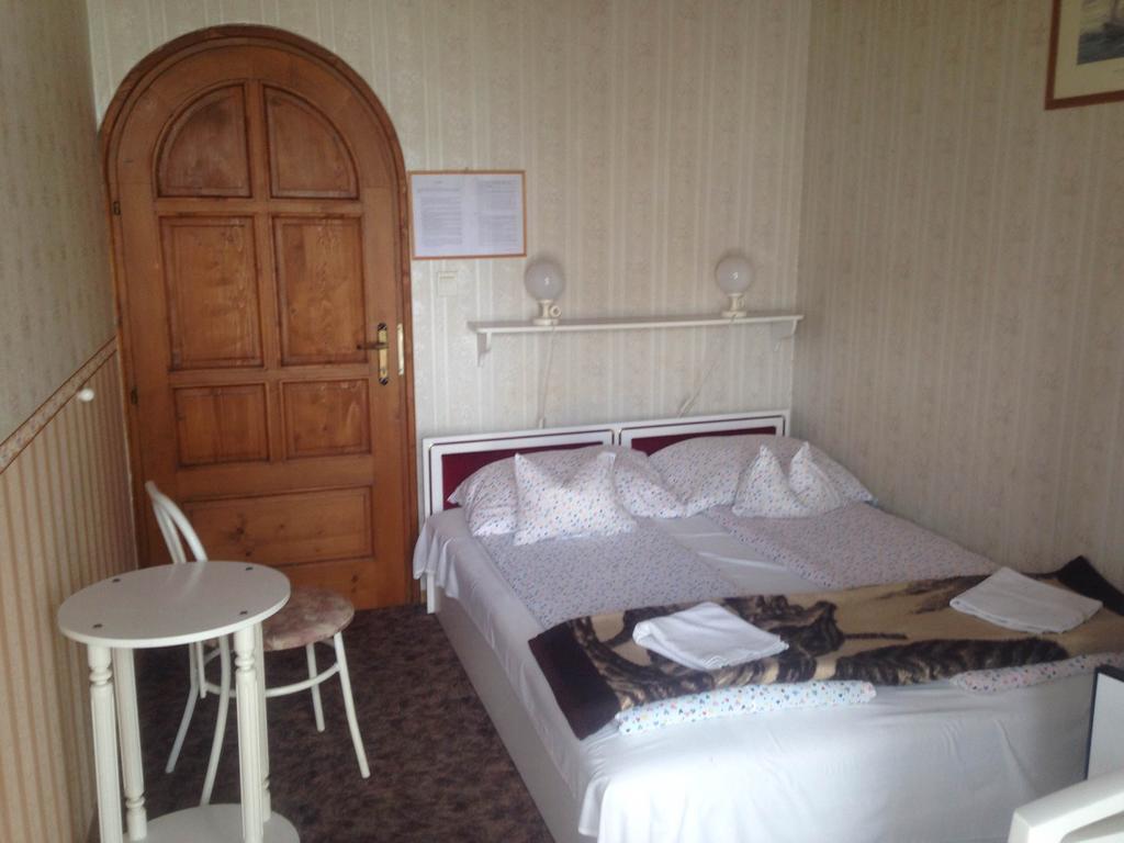 Steinhaus Bed & Breakfast Kestel Dış mekan fotoğraf