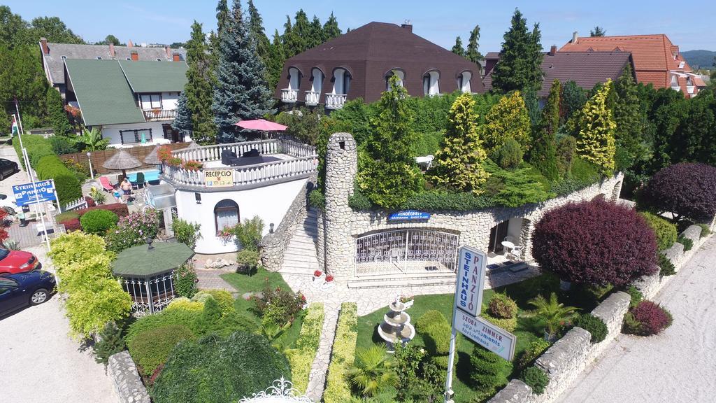 Steinhaus Bed & Breakfast Kestel Dış mekan fotoğraf