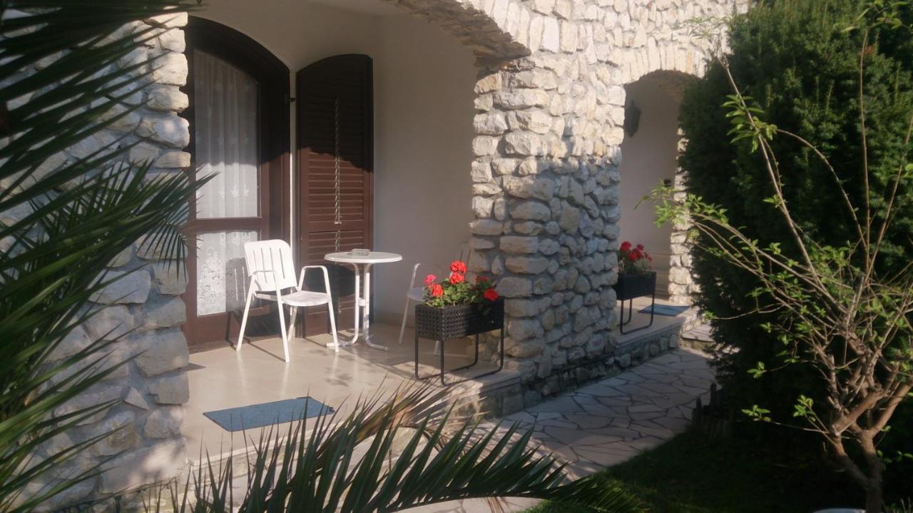 Steinhaus Bed & Breakfast Kestel Dış mekan fotoğraf