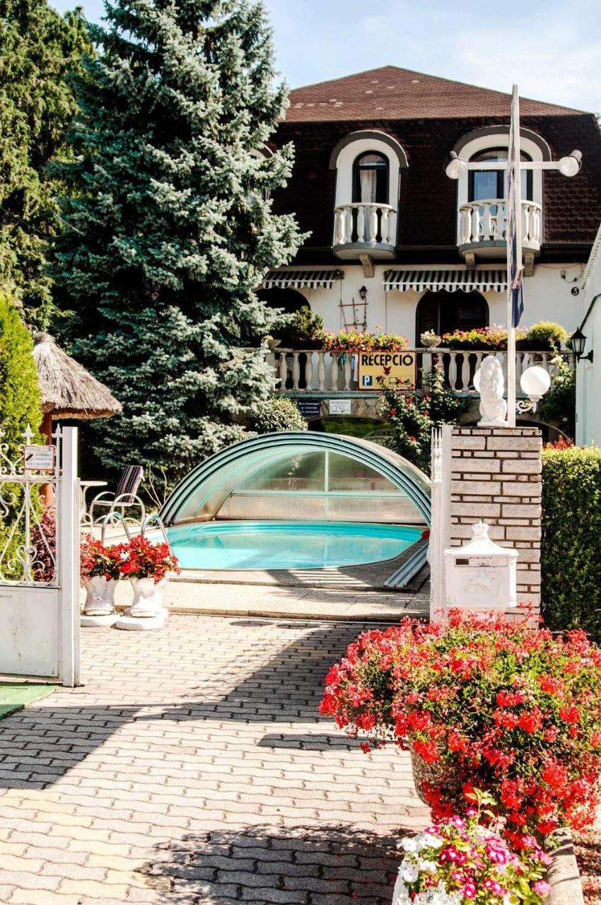 Steinhaus Bed & Breakfast Kestel Dış mekan fotoğraf